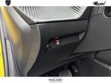 Photo 27 de l'offre de Peugeot 208 1.2 PureTech 100ch S&S Style EAT8 à 18 960 € chez SudOuest Occasions