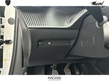 Photo 21 de l'offre de Peugeot 2008 1.2 PureTech 130ch S&S Allure à 18 330 € chez SudOuest Occasions