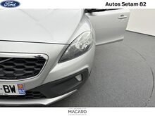 Photo 13 de l'offre de Volvo V40 D3 150ch R-Design Geartronic à 13 900 € chez SudOuest Occasions