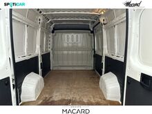 Photo 6 de l'offre de Peugeot Boxer Fg 335 L2H2 2.2 BlueHDi S&S 140ch Asphalt à 20 100 € chez SudOuest Occasions