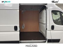 Photo 12 de l'offre de Peugeot Boxer Fg 333 L2H2 2.2 BlueHDi S&S 140ch Asphalt à 40 090 € chez SudOuest Occasions